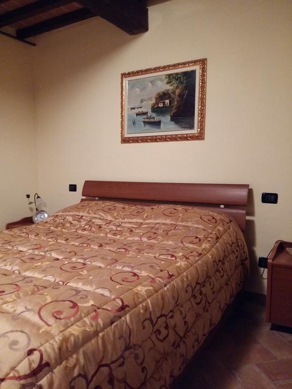 Agriturismo Il Melo Valfabbrica Eksteriør billede