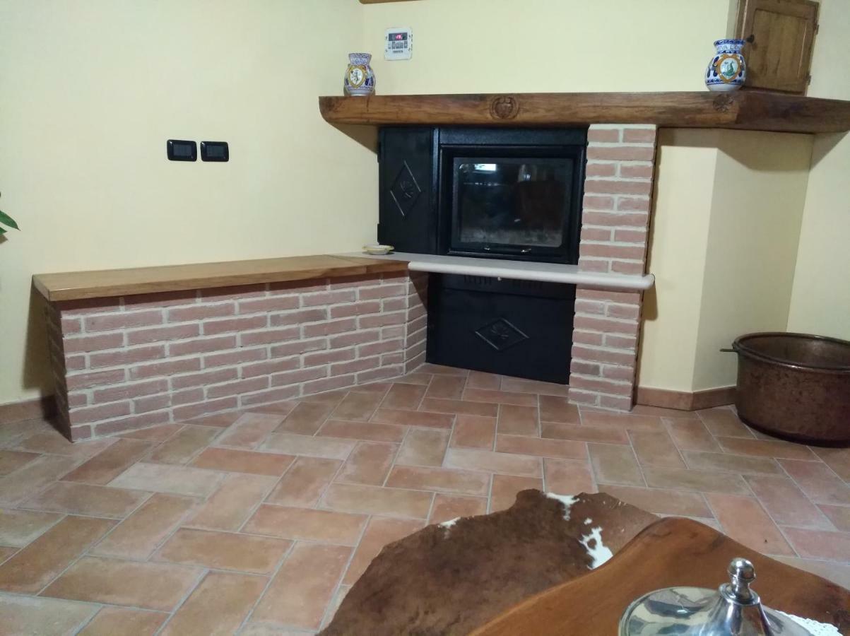 Agriturismo Il Melo Valfabbrica Eksteriør billede